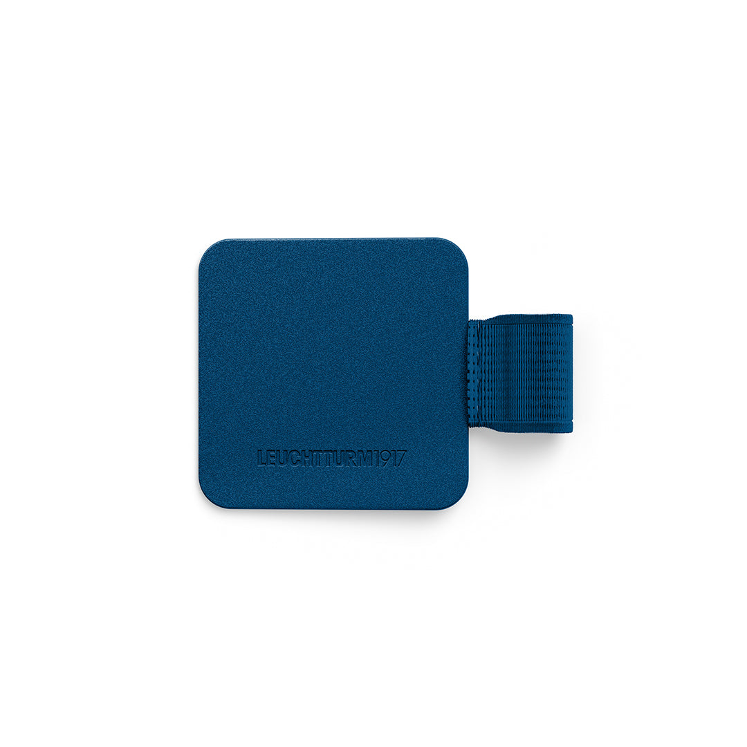 Blue pen loop on a white background