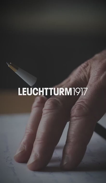 Video featuring writers and thinkers and how they use notebooks